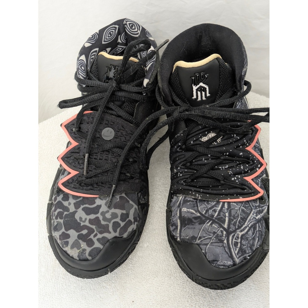 Nike Kyrie 7 Preheat Hendrix CV0097-001 Black Multi Basketball Shoes Size 6Y
